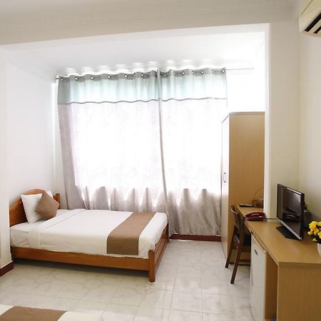 Le Petit Sai Gon Hotel Ho Chi Minh City Bagian luar foto